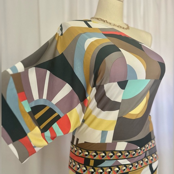 BCBGMaxAzria One Shoulder Dress in Multicolor Geometric Pattern (898) - Picture 9 of 12